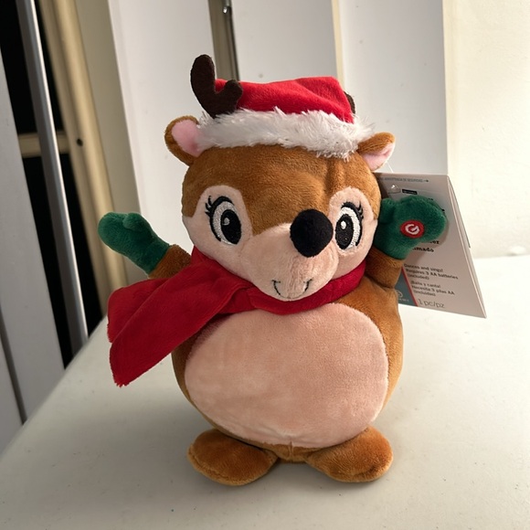 NWT animated, reindeer plush - dances, and sings - Picture 5 of 8